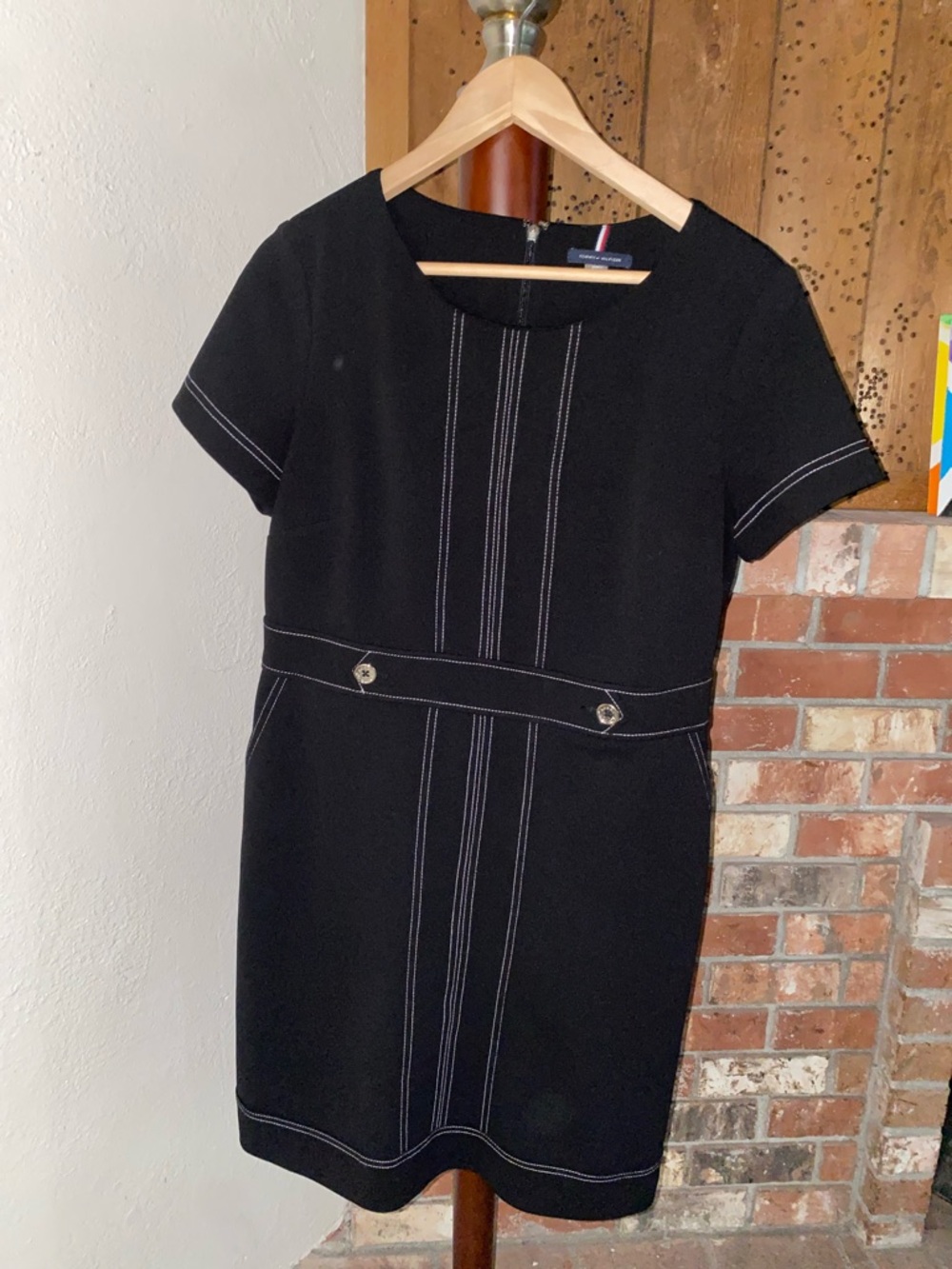 Tommy Hilfiger Black Short-Sleeve Dress with Contrast Stitching and pockets.